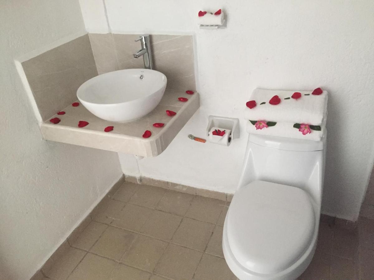 Departamentos Lalo Apartment ซีฮัวตาเนโค ภายนอก รูปภาพ