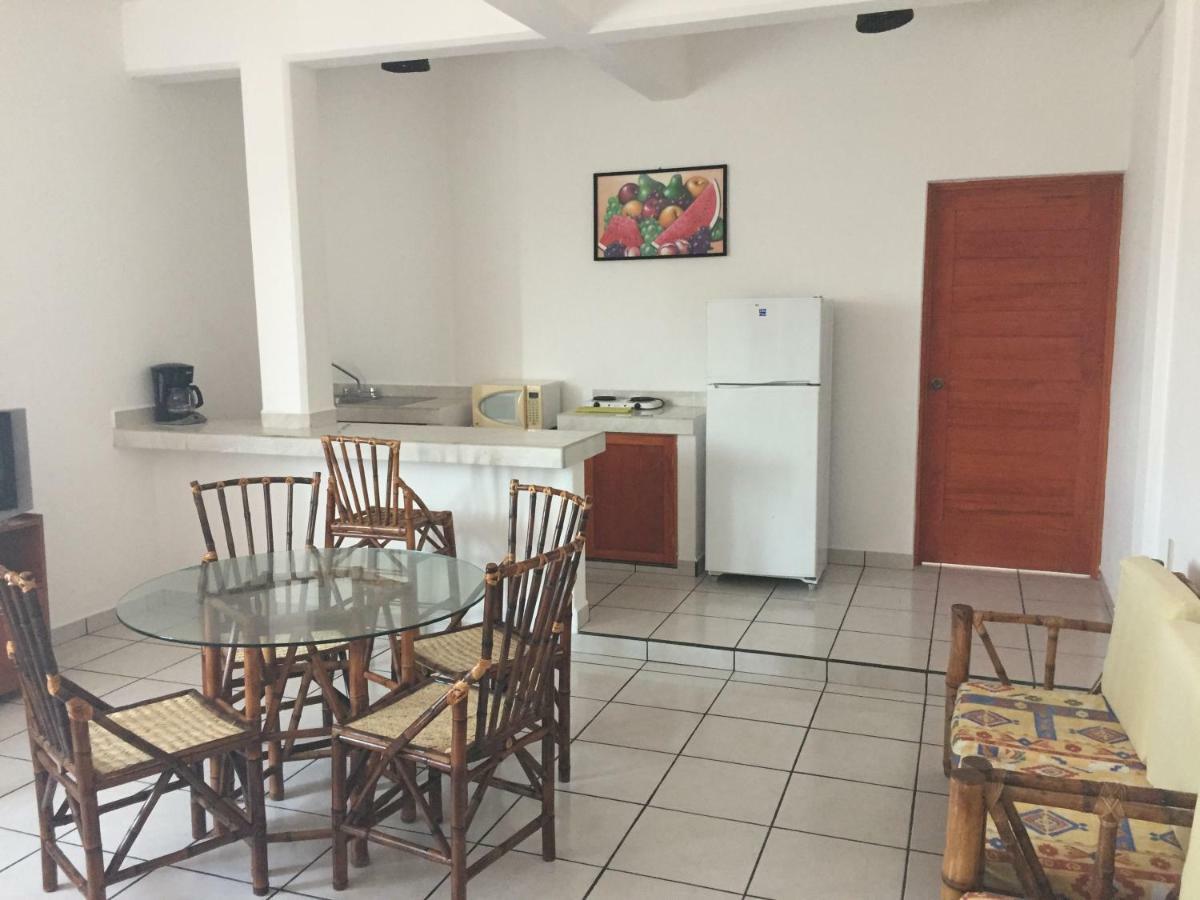 Departamentos Lalo Apartment ซีฮัวตาเนโค ภายนอก รูปภาพ